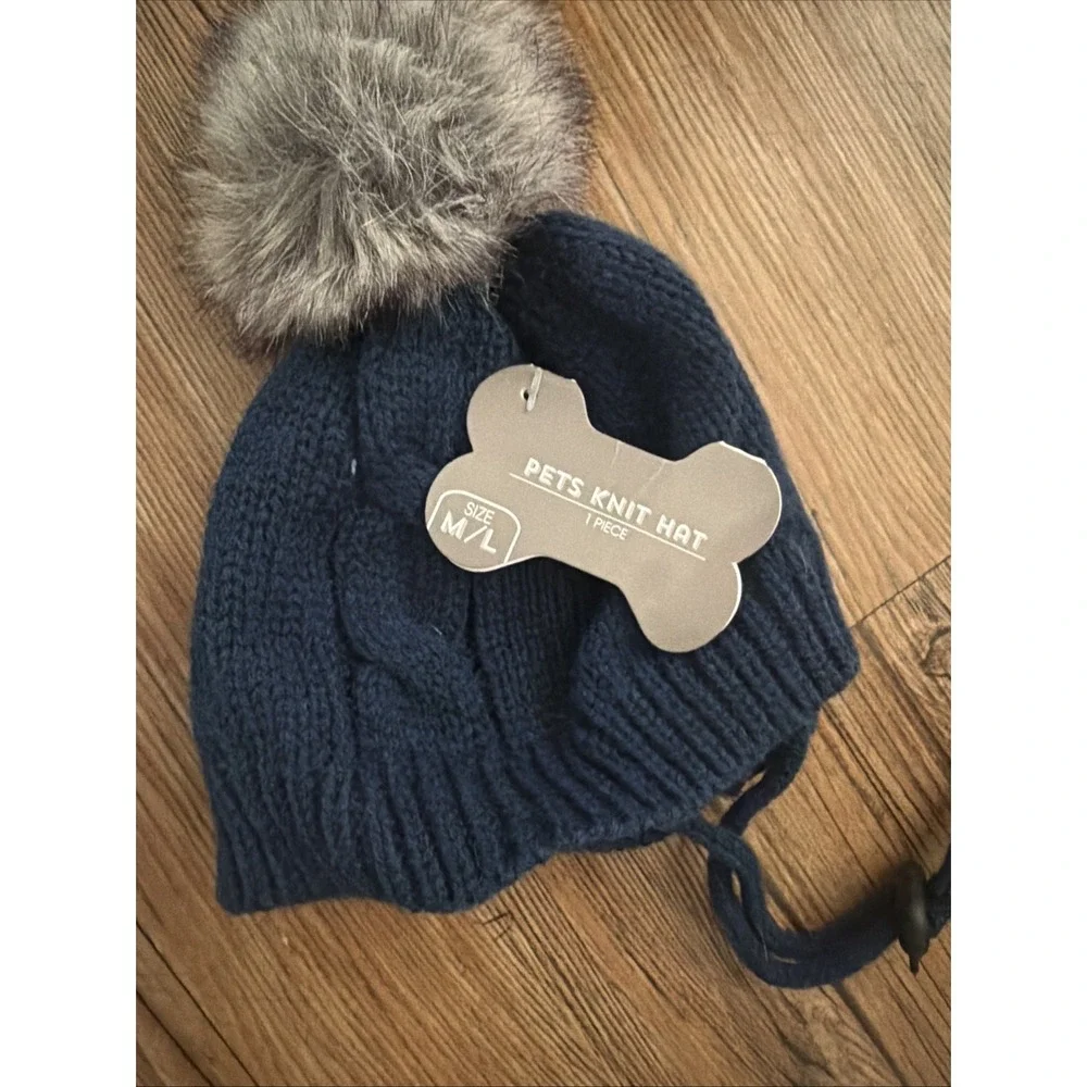 Dog Sweatshirt And Hat Nwt Size Medium Good Year Hoodie Knit Beanie Grey Blue